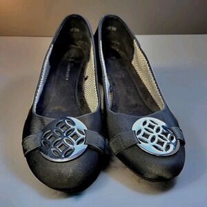 Laundry by‎ Shelli Segal Women's Ballet Flats Size 7 / 37.5W Silver Buckle